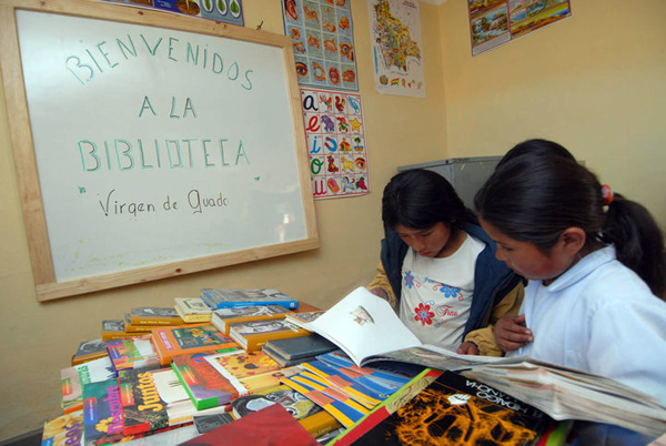Volunteer in Bolivia - BiblioWorks.org