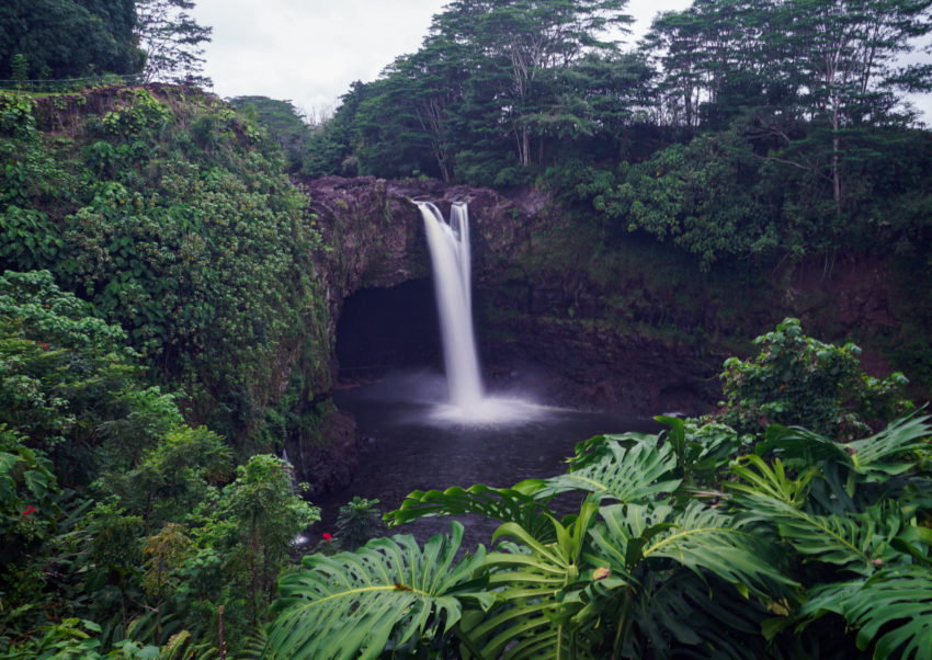 Things to do in Hawaii - Rainbow Falls