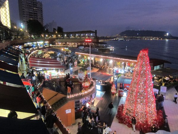 Larcomar Mall in Miraflores getting into the Christmas Spirit - Lima, Peru