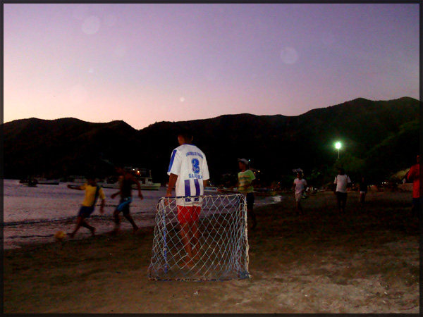 Sunset Futbol in Taganga, Colombia